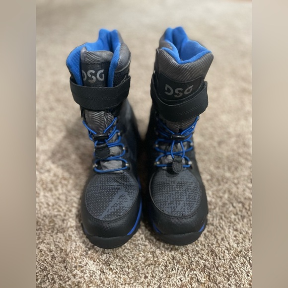 Big Kids Boots - Picture 1 of 6